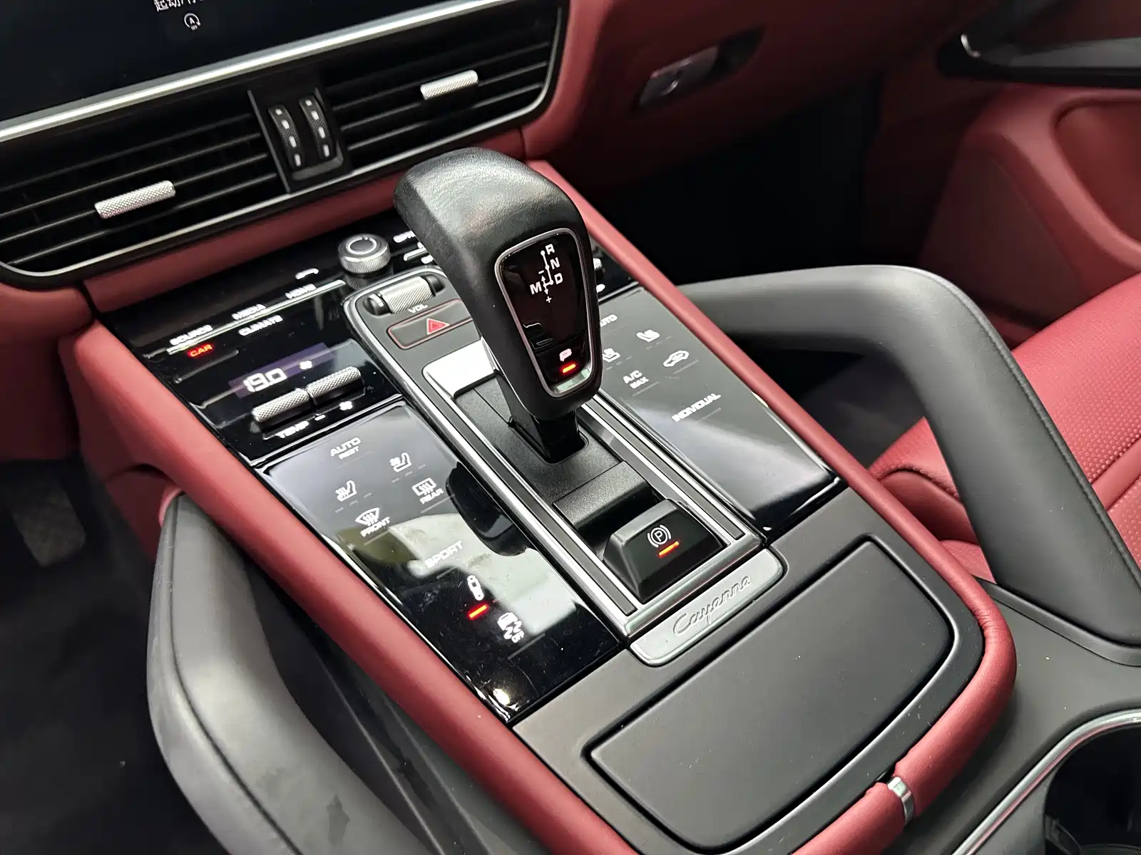 Фото 7 - Porsche Cayenne