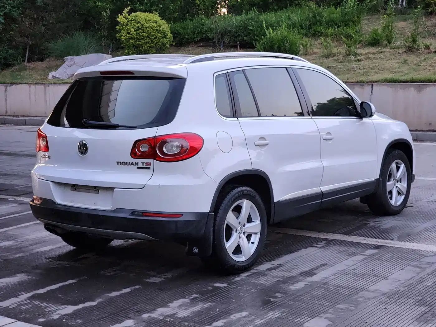 Volkswagen Tiguan 2013 1.8TSI Auto 4WD Luxury фото 28