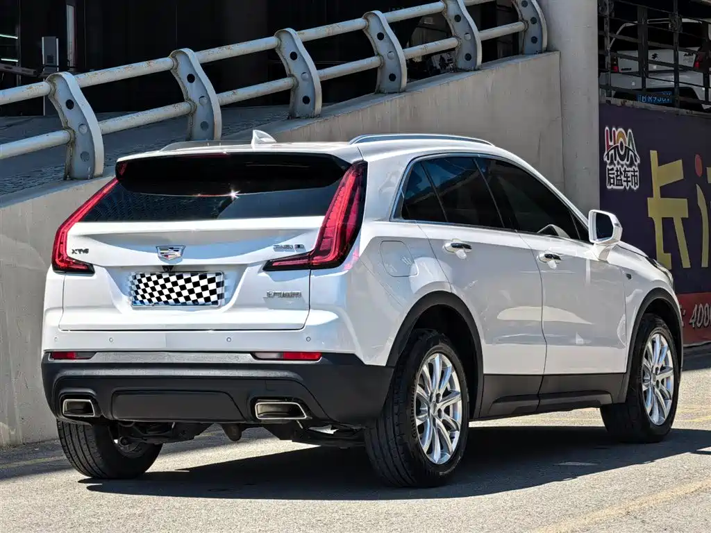 Cadillac XT4 2022 28T FWD Style фото 5