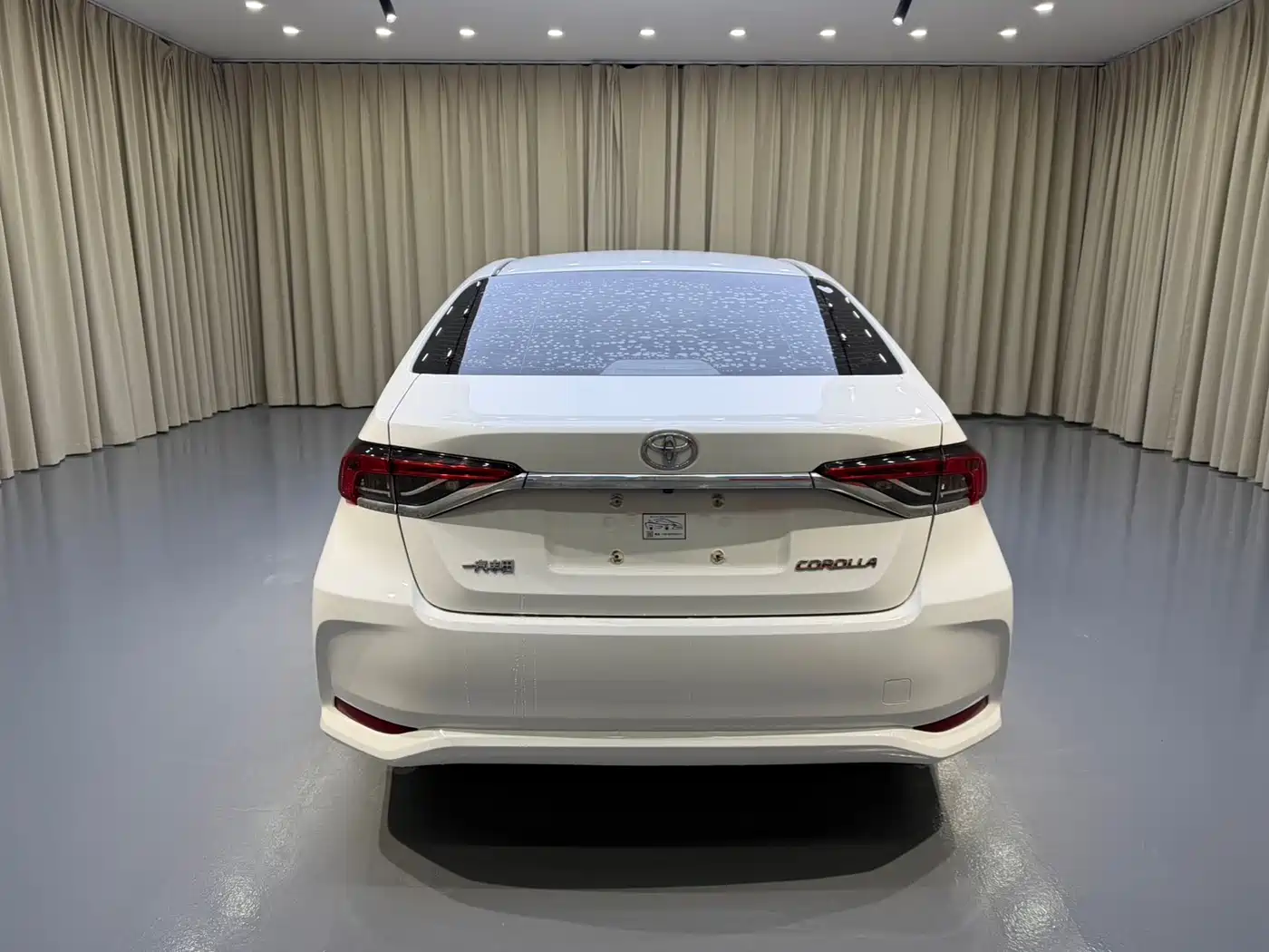 Toyota Corolla 2021 TNGA 1.5L CVT Elite Edition фото 13