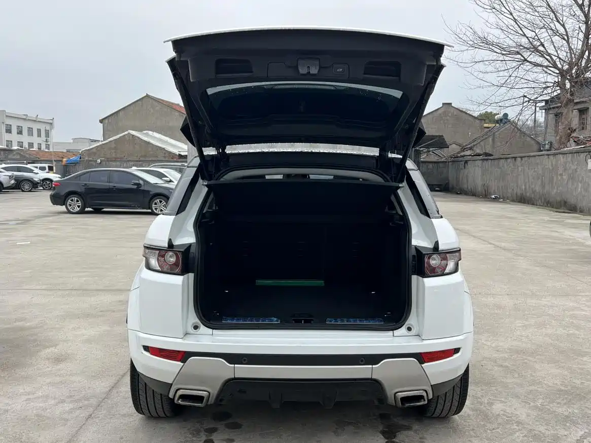 Land Rover Range Rover Evoque (Import) 2014 2014 2.0T 5-door Brilliance Sport