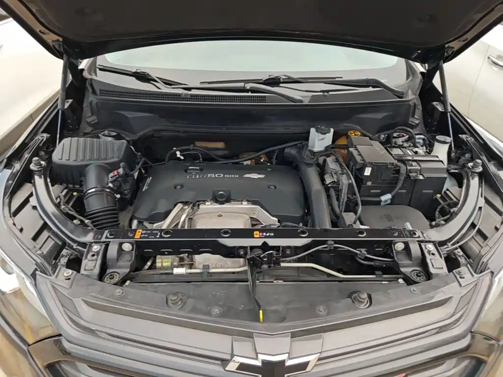 Фото 20 - Chevrolet Equinox