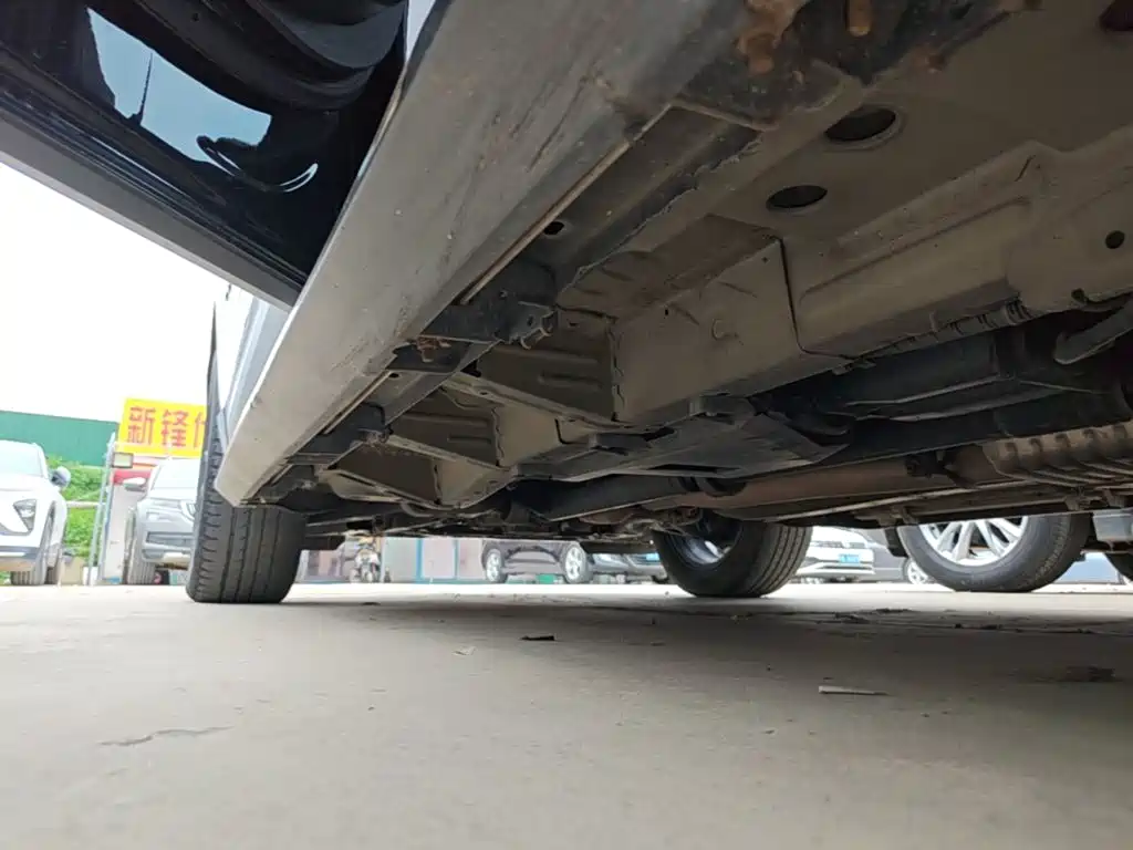 Фото 22 - Chevrolet Equinox