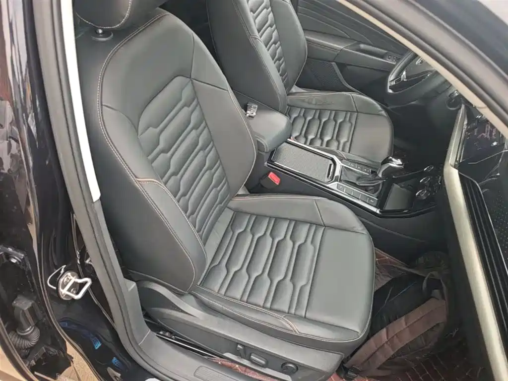 Volkswagen Passat 2019 330TSI Elite Version China VI фото 25