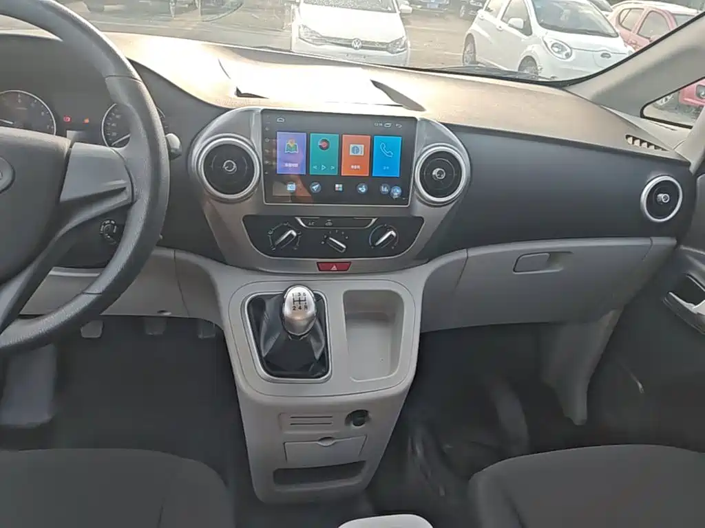 JAC Refine M3 2023 2023 PLUS 1.5T Classic 5/7-seater