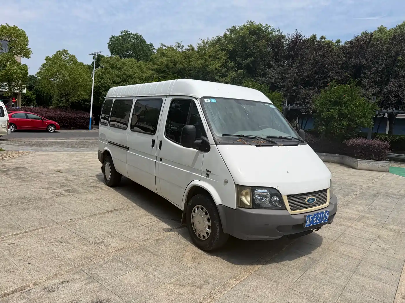 Ford Classic Transit 2016 2016 Model 2.8T Diesel Long Wheelbase 6-Seater Medium Roof Multi-Purpose Vehicle JX493ZLQ4