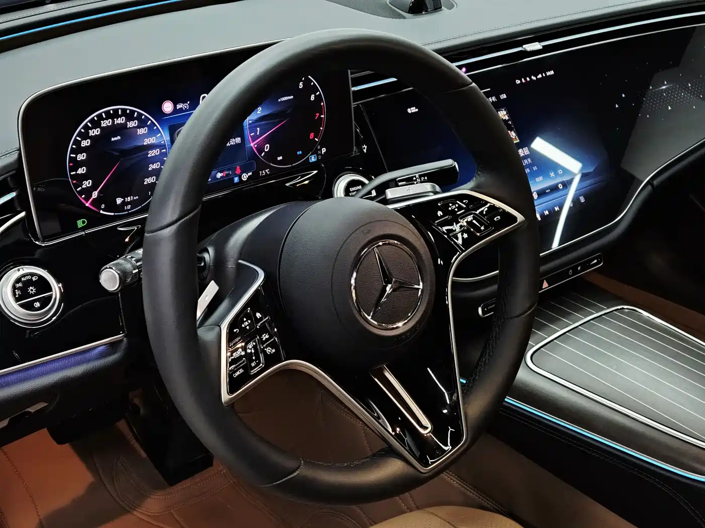 Mercedes-Benz E-Class 2025 E 300 L Luxury фото 12