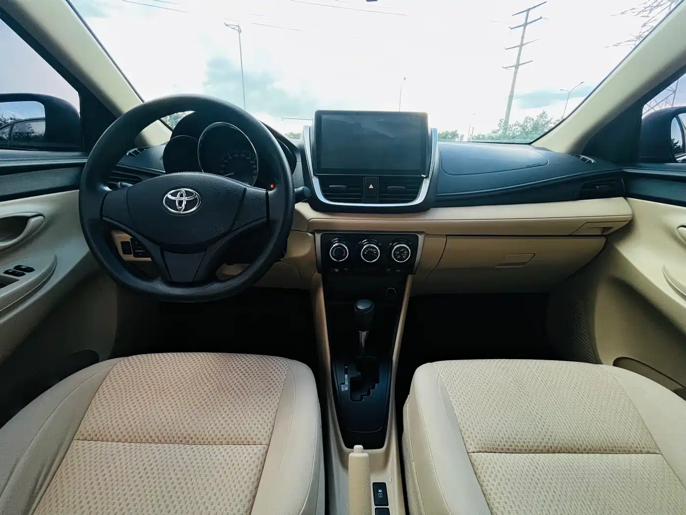 Toyota Vios 2017 1.5L CVT Pioneer фото 14