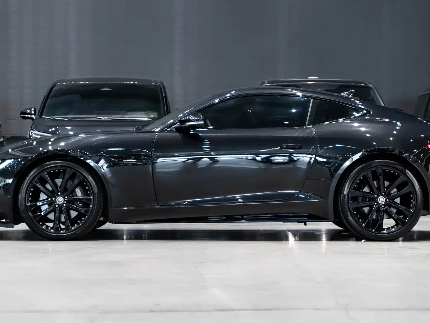Jaguar F-TYPE 2023 2023 Model P300 Hardtop R-DYNAMIC BLACK