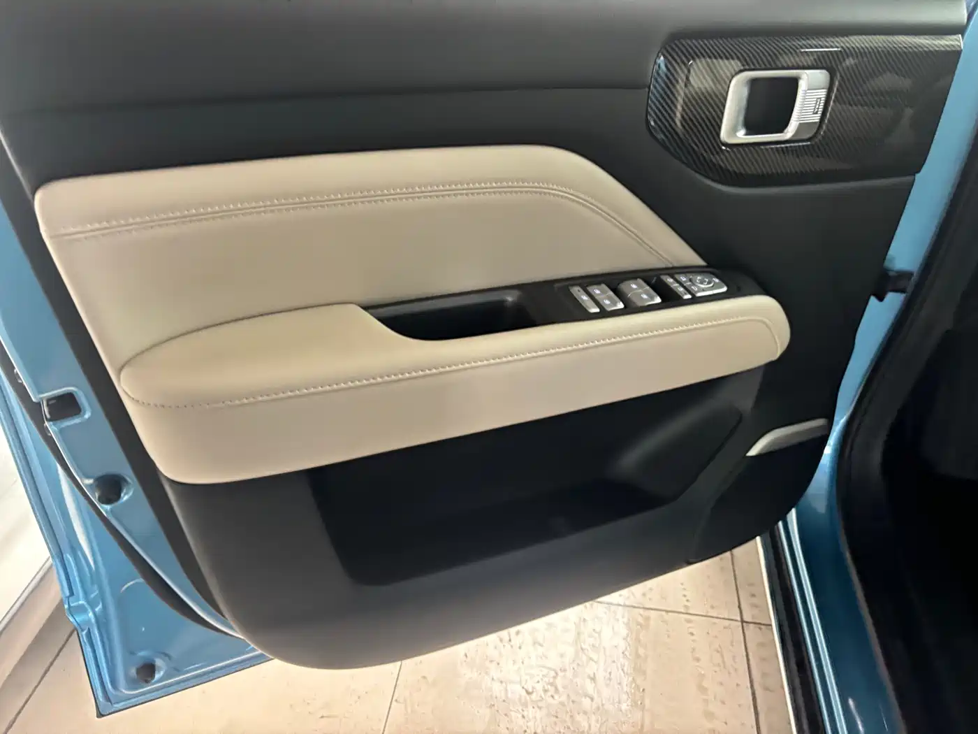 BAOJUN YUE ALSO PLUS