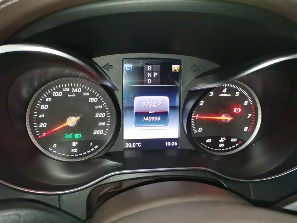 Mercedes-Benz GLC 2017 GLC 260 4MATIC Dynamic фото 12