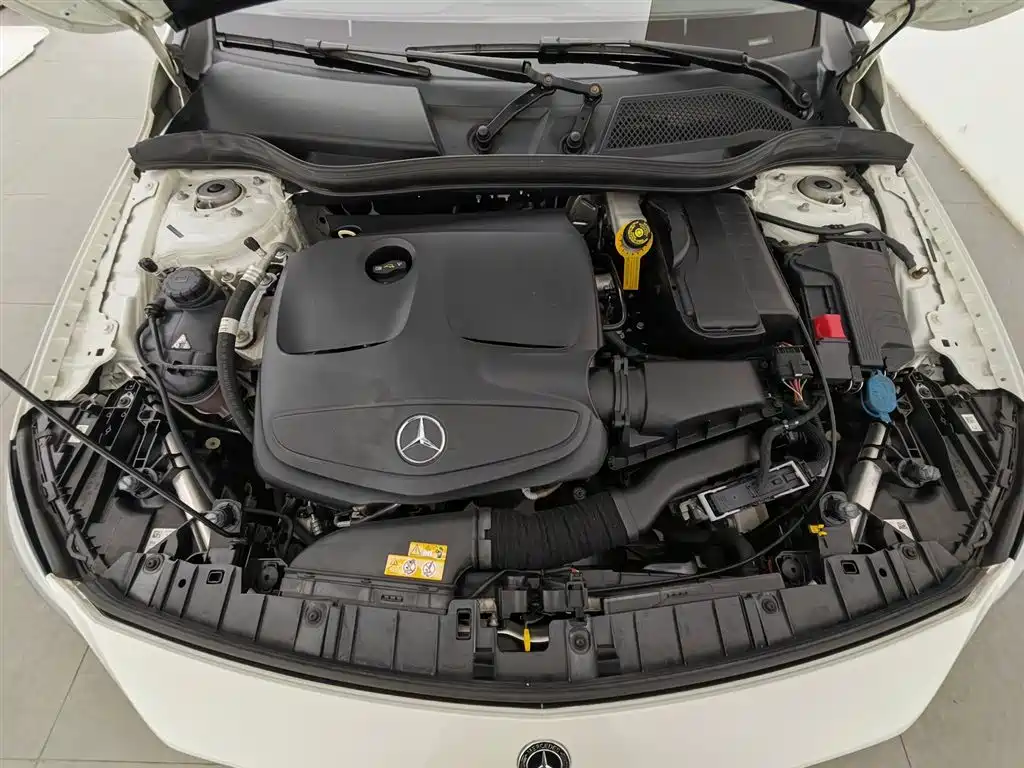 Mercedes-Benz GLA 2018 GLA 200 Fashion фото 6