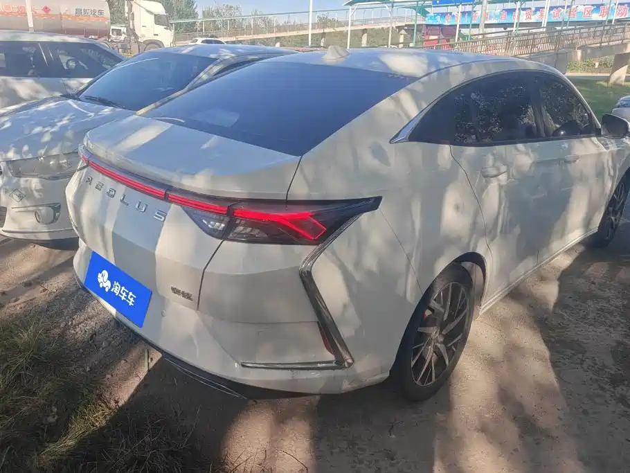Dongfeng Aeolus Yixuan 2020 2020 230T Automatic Dazzle Edition