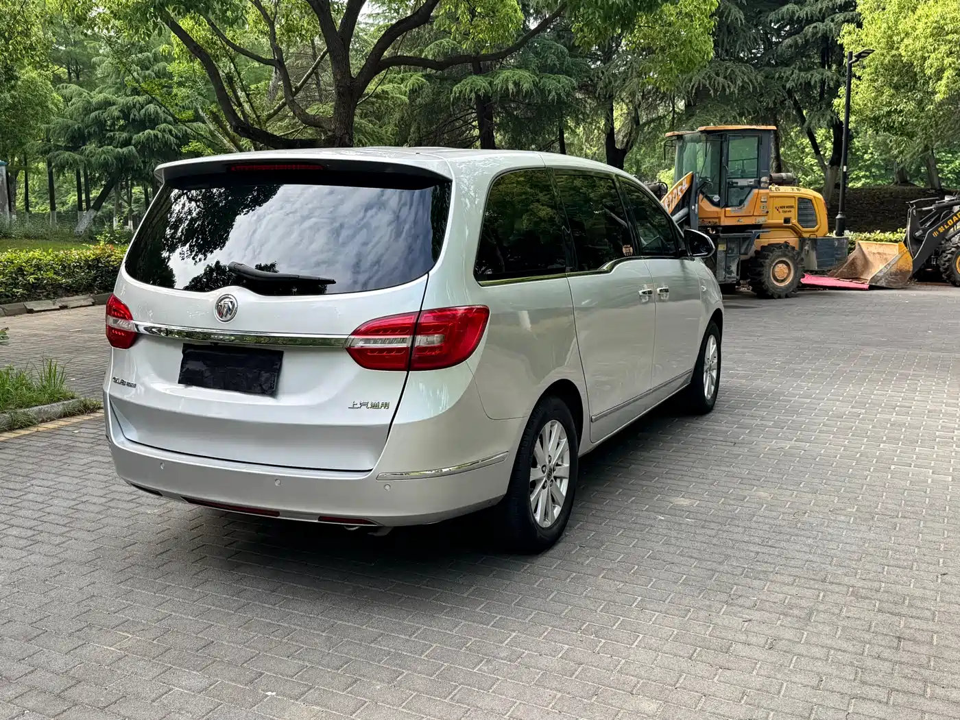 Buick GL8 2017 25S Luxury China V фото 18