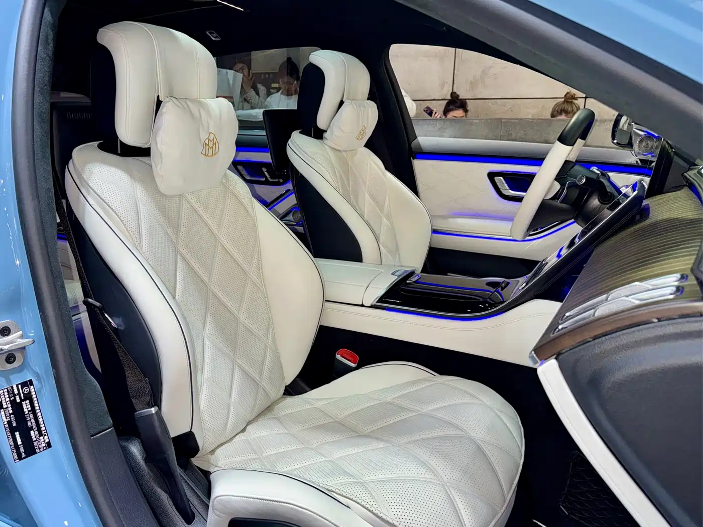 Mercedes-Benz Maybach S-Class 2022 S 680 4MATIC Craftsmanship Limited Launch Edition фото 23