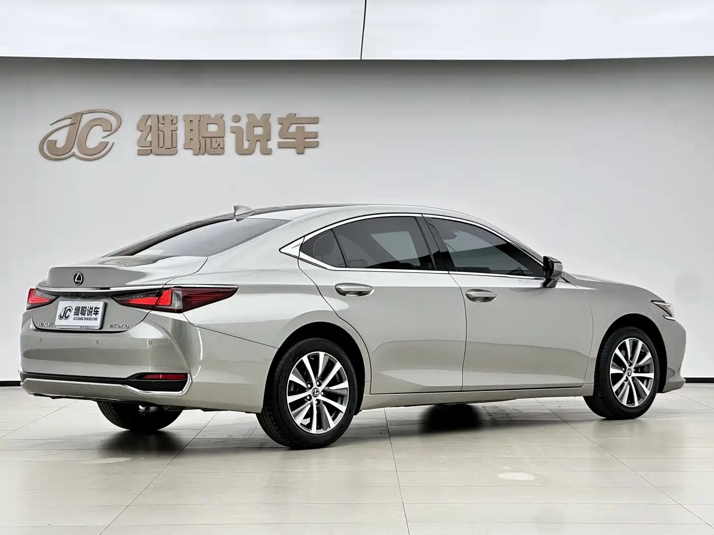 Lexus ES 2020 200 Excellence фото 5
