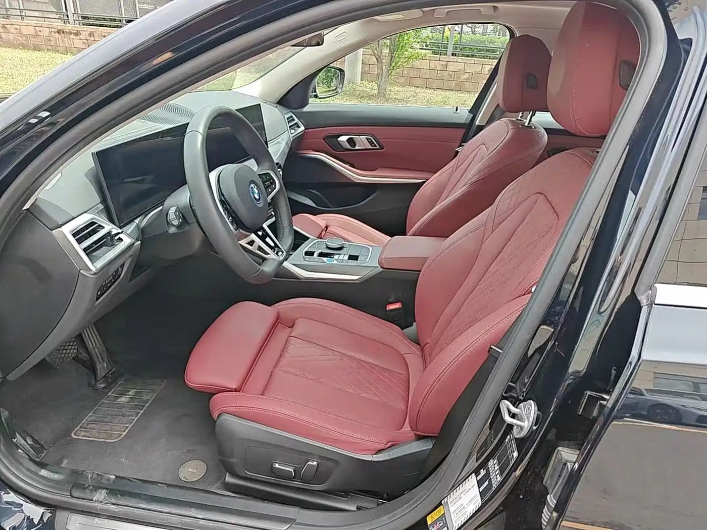 BMW i3 2025 eDrive 35 L фото 8