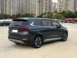 Photo 4 - Hyundai Custo