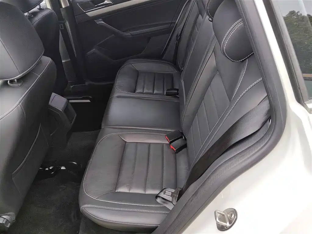 Volkswagen Lavida Tour 2017 230TSI DSG Comfort Edition фото 17