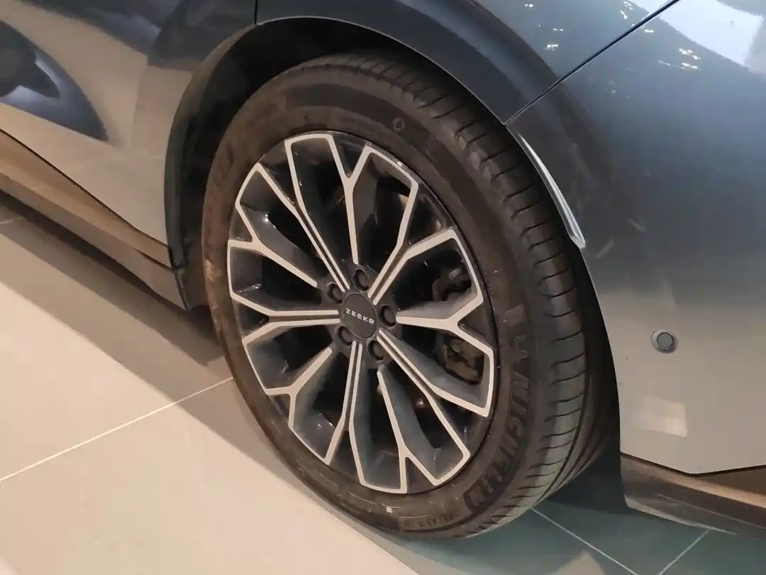 ZEEKR EXTREME KRYPTON 007