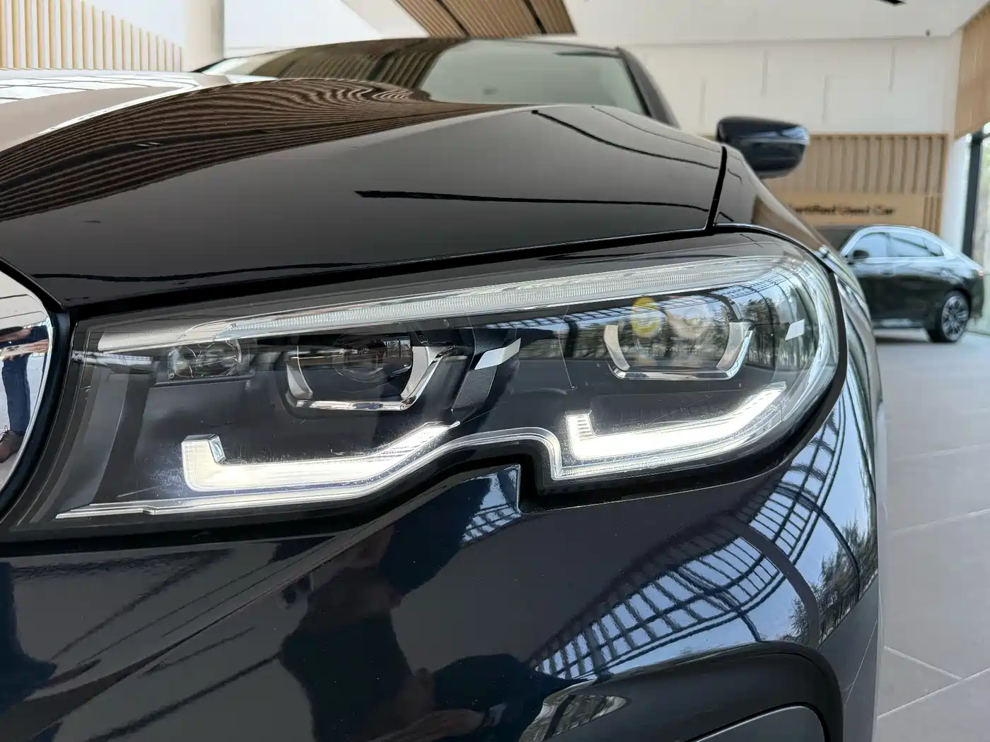 BMW 3-SERIES