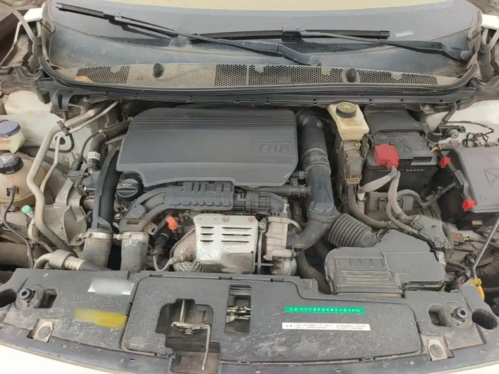 صورة 20 - Peugeot 408