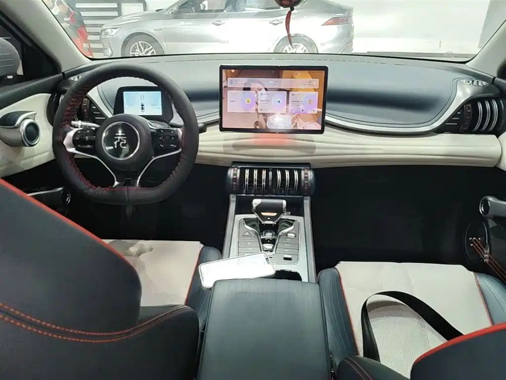 BYD Yuan PLUS 2022 430KM Premium фото 10