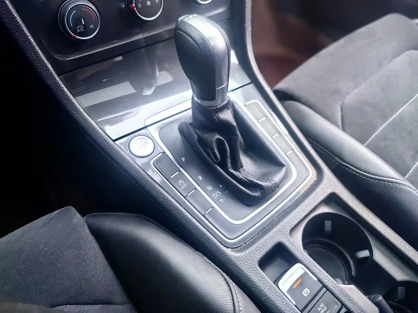 Volkswagen Golf 2019 280TSI DSG Luxury (China V) фото 10
