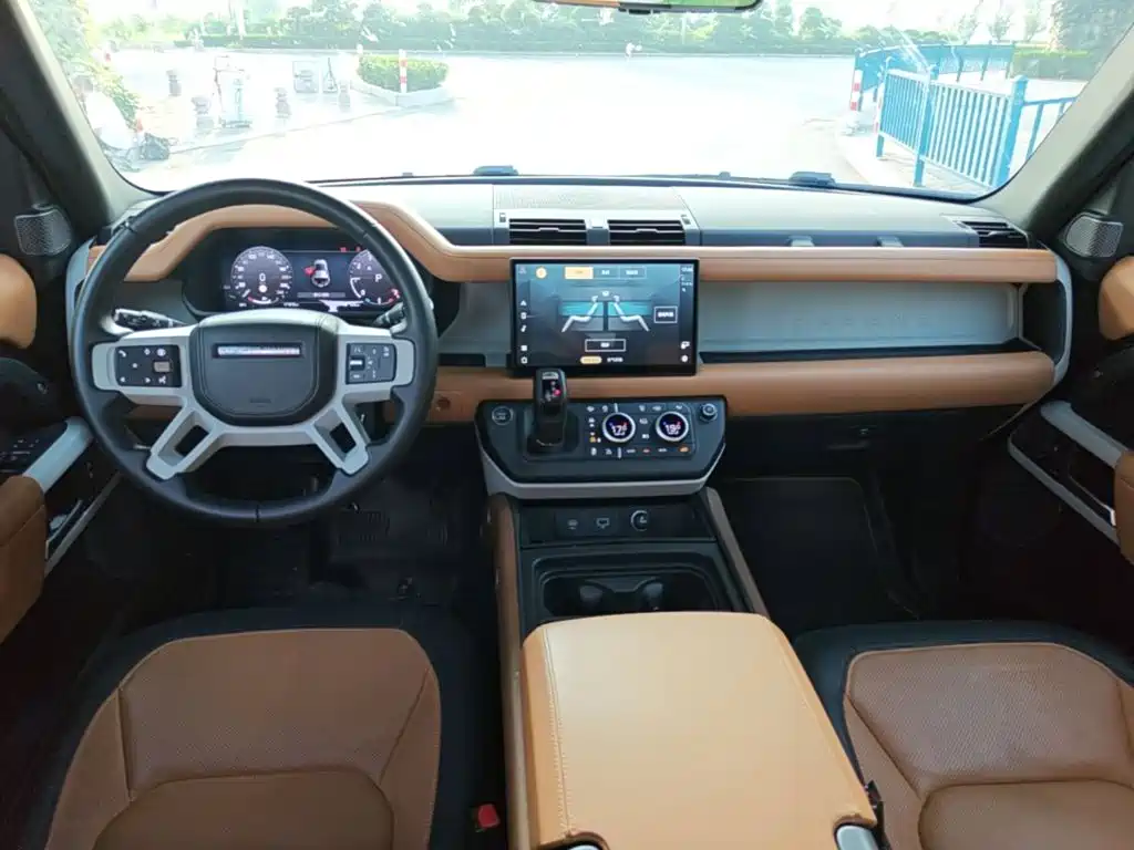 Land Rover Defender 2024 2024 110 3.0T P400 X-DYNAMIC HSE