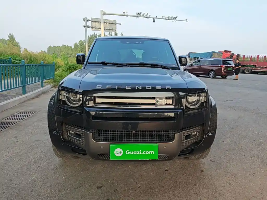 Land Rover Defender 2024 2024 110 3.0T P400 X-DYNAMIC HSE
