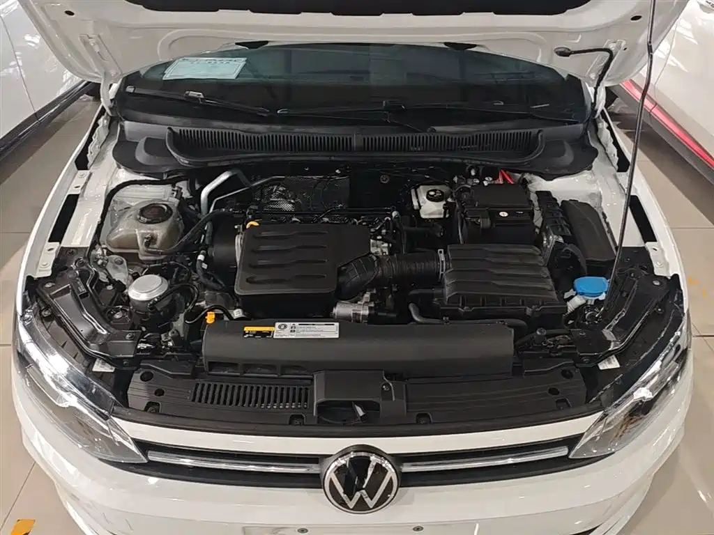 Volkswagen Polo 2023 Plus 1.5L Automatic Colorful Tech Edition фото 20