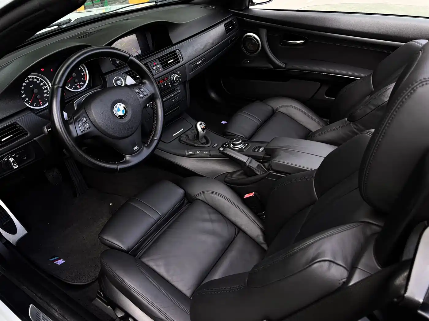 BMW M3 2009 BMW M3 Convertible фото 25