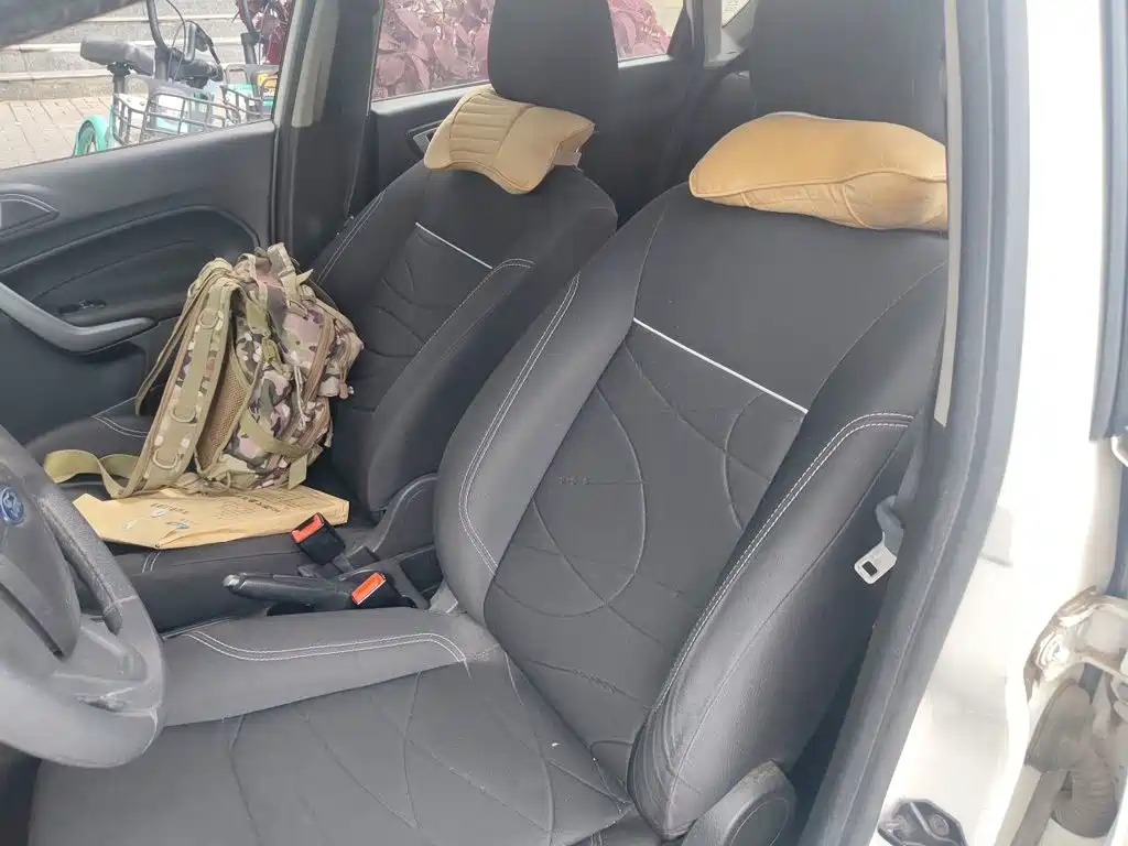 Ford Fiesta 2015 2013 Hatchback 1.5L Automatic Fashion