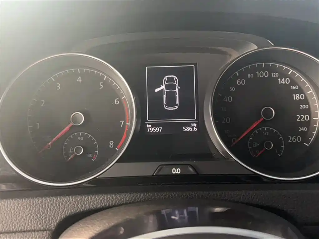 Volkswagen Golf 2017 280TSI Auto R-Line Millionth Anniversary Edition фото 13