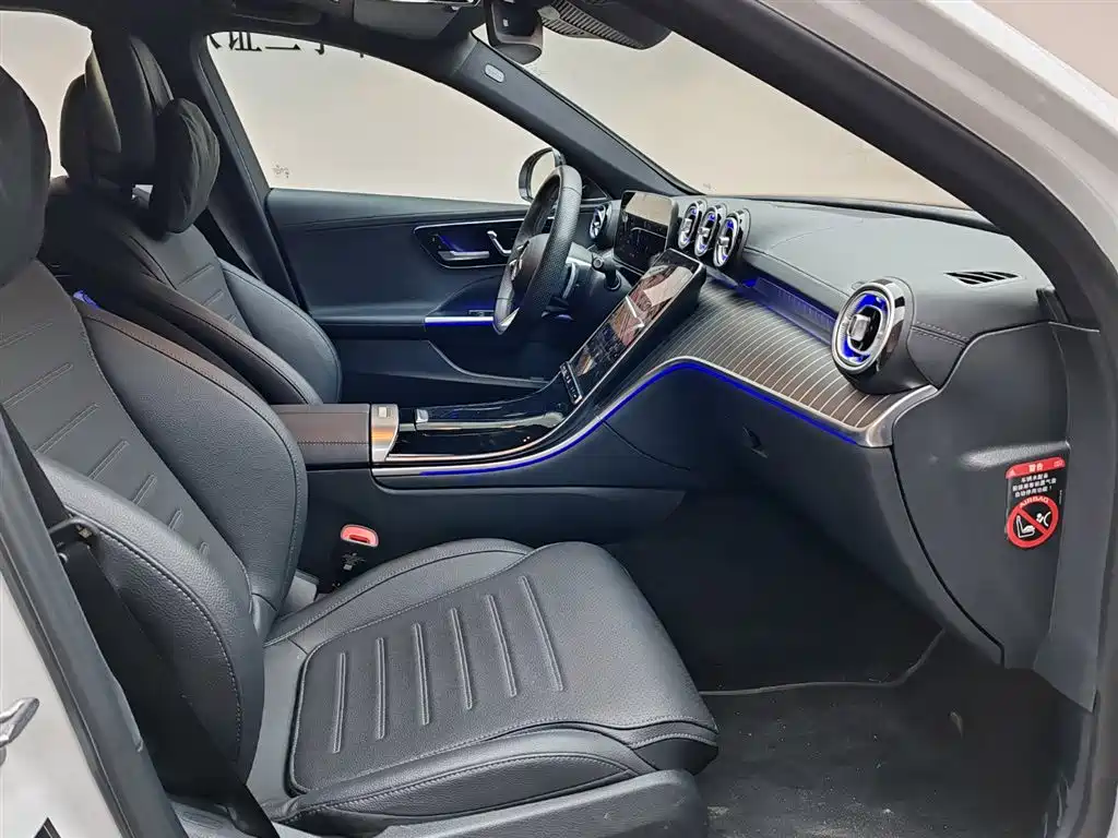 Mercedes-Benz C-Class 2024 C 260 L Night Edition Sport фото 15