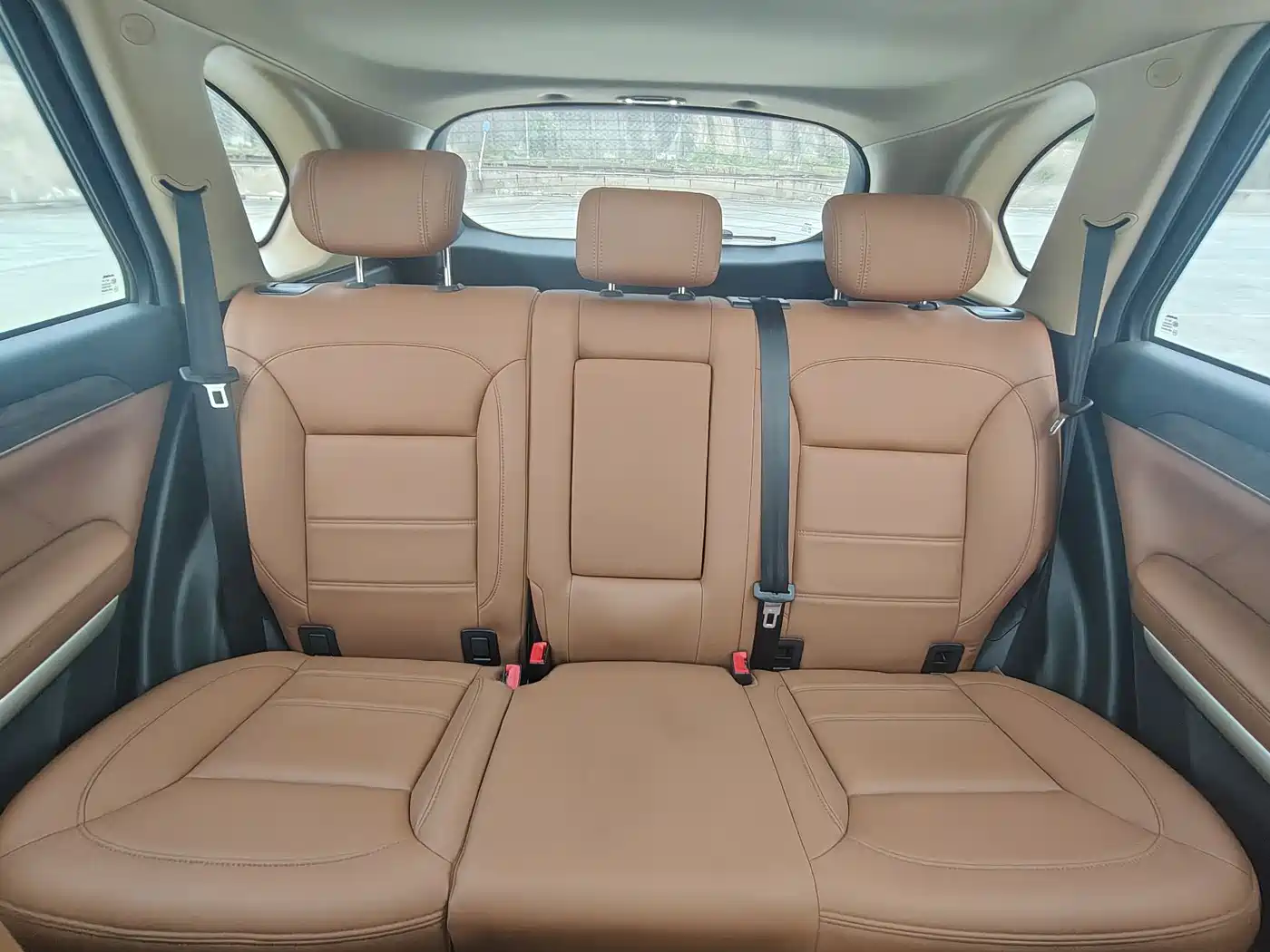 Haval H8 2015 2.0T FWD Comfort фото 28