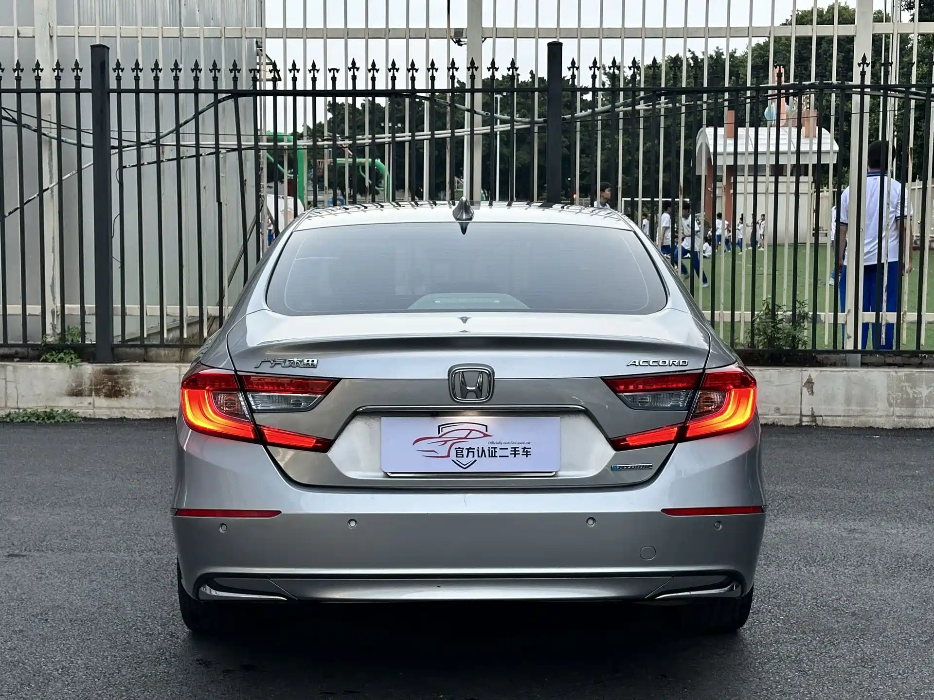Photo 11 - Honda Accord