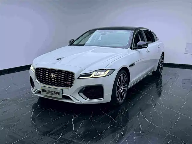 Jaguar XFL 2022 XFL 2.0T P250 2WD Premium Luxury — фото 1