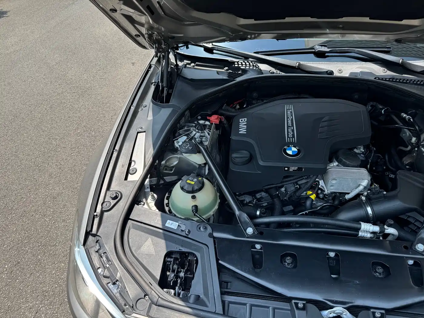 BMW 5 Series 2017 525Li Leading Edition фото 36