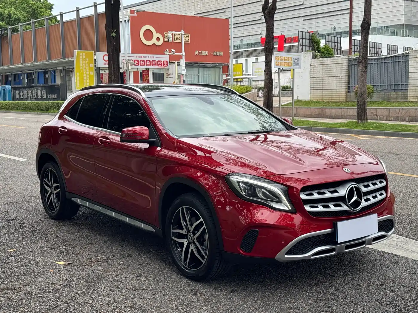 Mercedes-Benz GLA 2017 GLA 200 Fashion фото 2