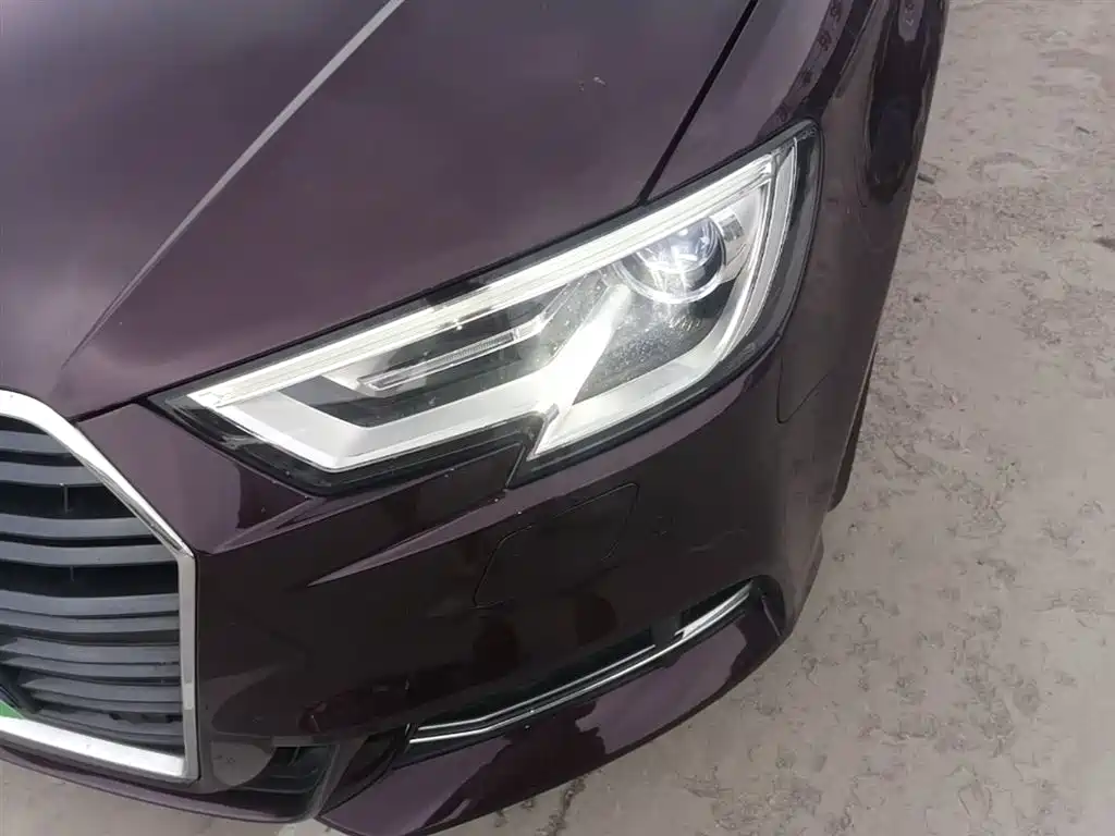 Audi A3 2018 30th Anniversary Sportback 35 TFSI Fashion фото 24