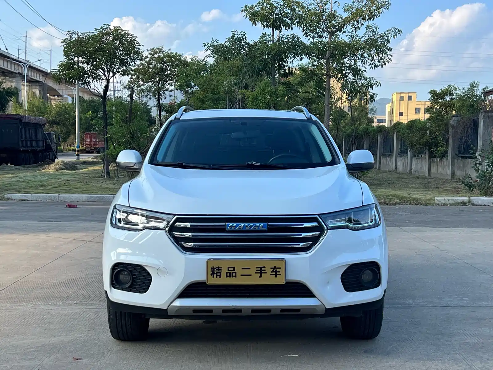 Фото 2 - Haval H2s