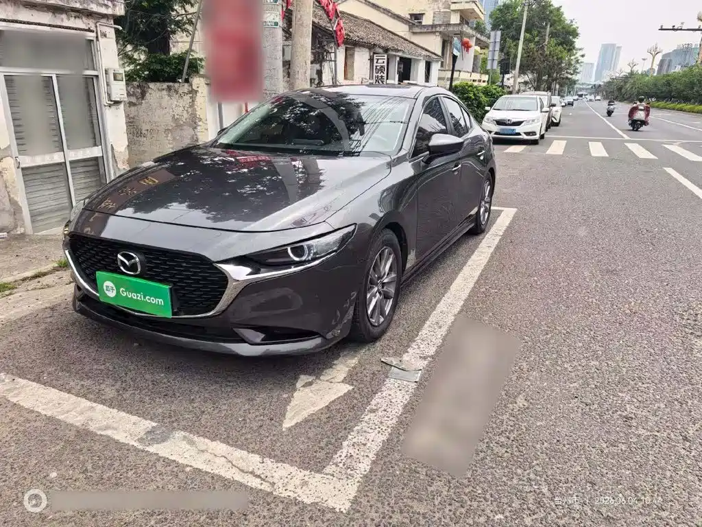 Mazda 3 Axela 2020 1.5L Automatic Sunroof Edition