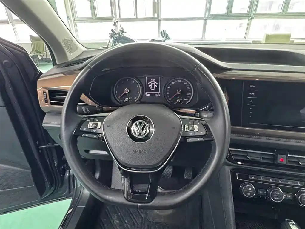 Volkswagen Tharu 2020 Model 280TSI 2WD Luxury Plus China VI фото 6