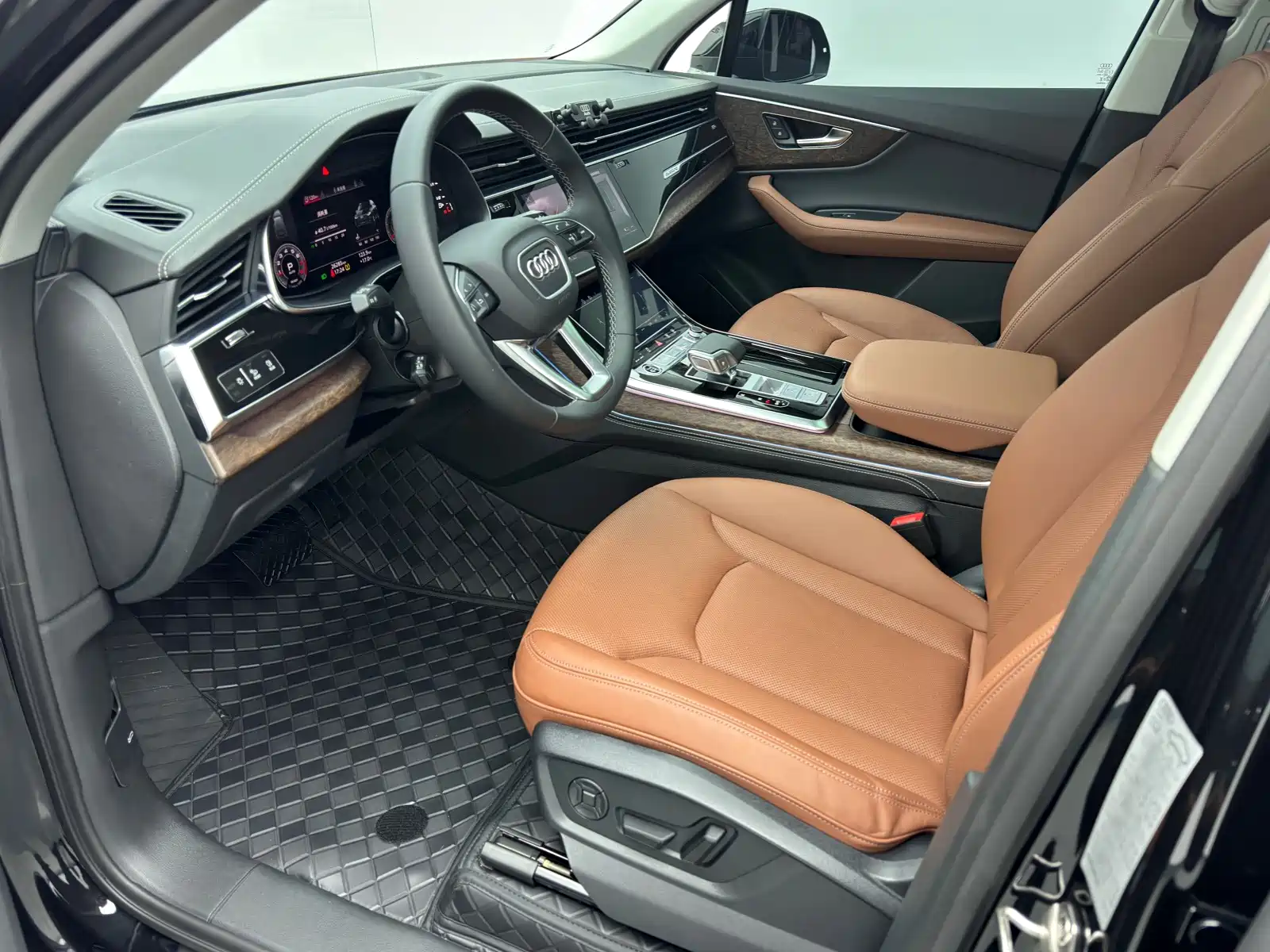 Photo 14 - Audi Q7