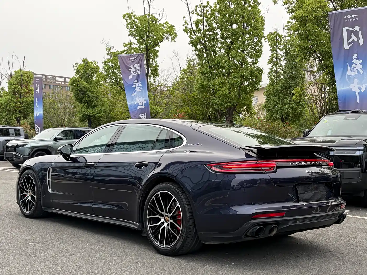 Porsche Panamera 2017 Panamera Executive Long Wheelbase 3.0T фото 16