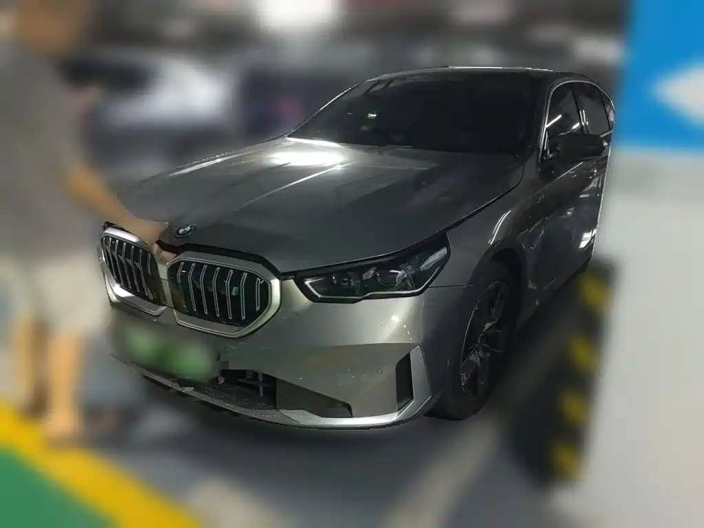 BMW i5 2024 2024 eDrive 35L Premium Luxury Package