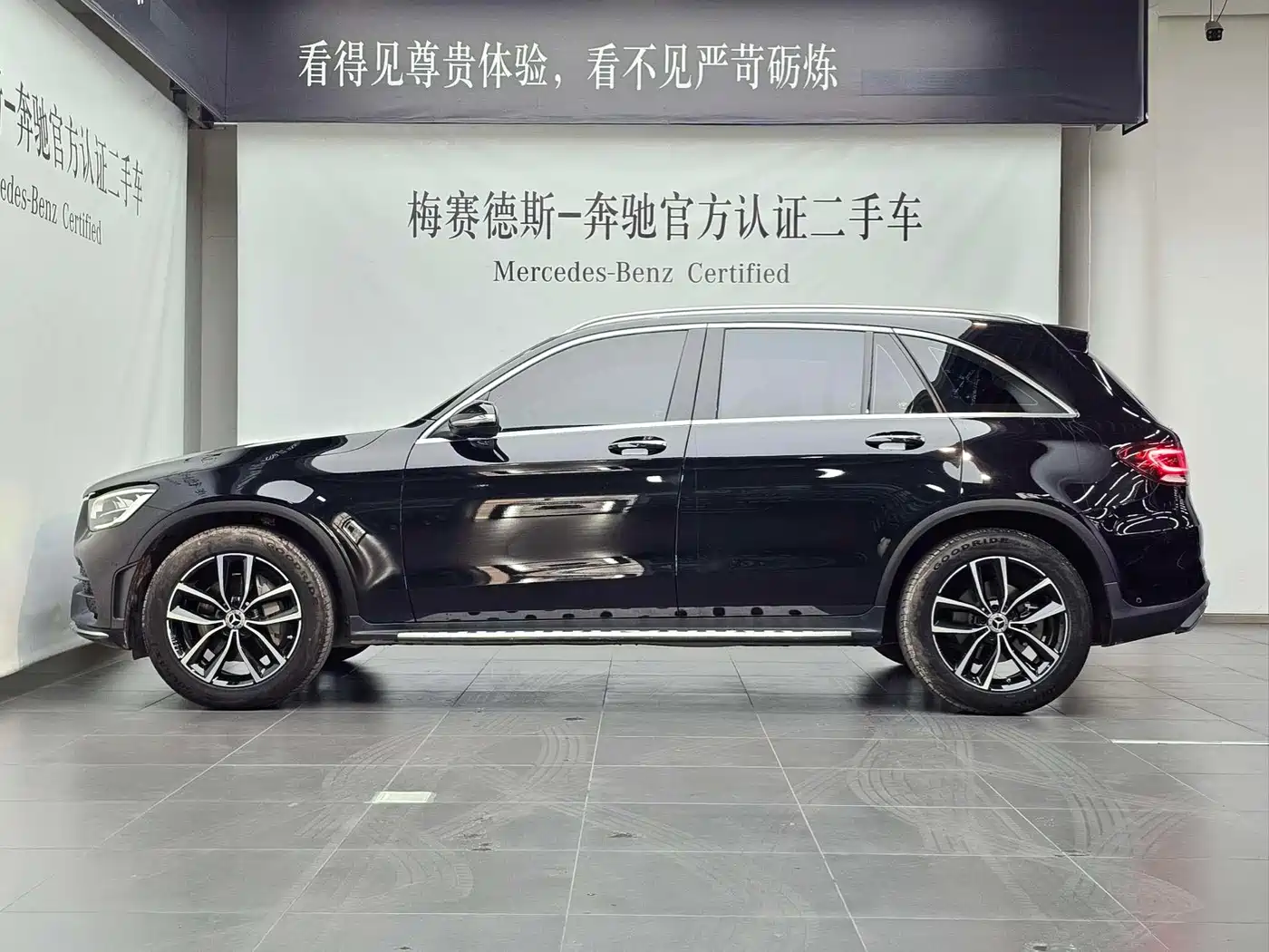 Mercedes-Benz GLC 2020 Facelift GLC 260 L 4MATIC Luxury фото 3
