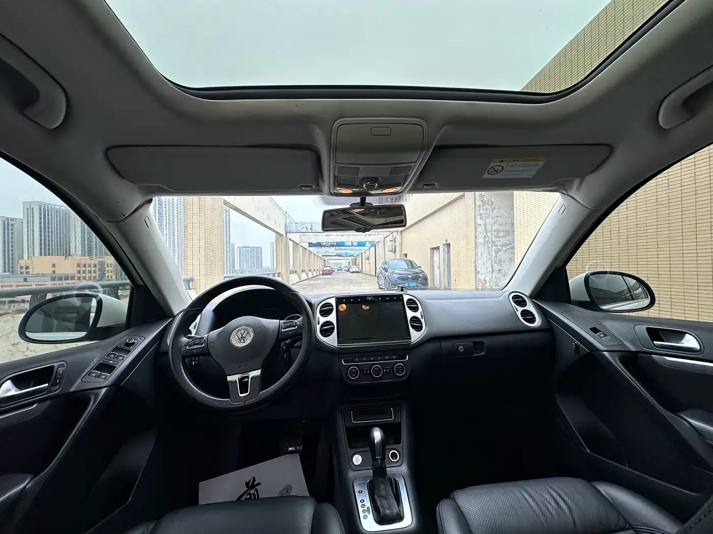 Volkswagen Tiguan 2016 Model 330TSI Automatic 4WD Luxury Edition фото 13