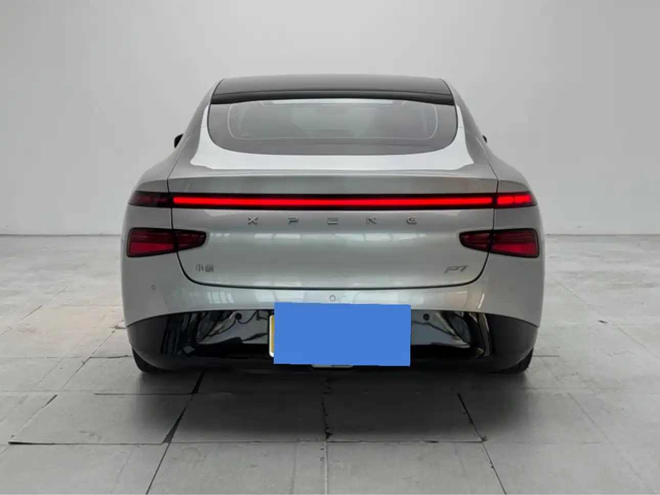 Фото 4 - XPeng P7